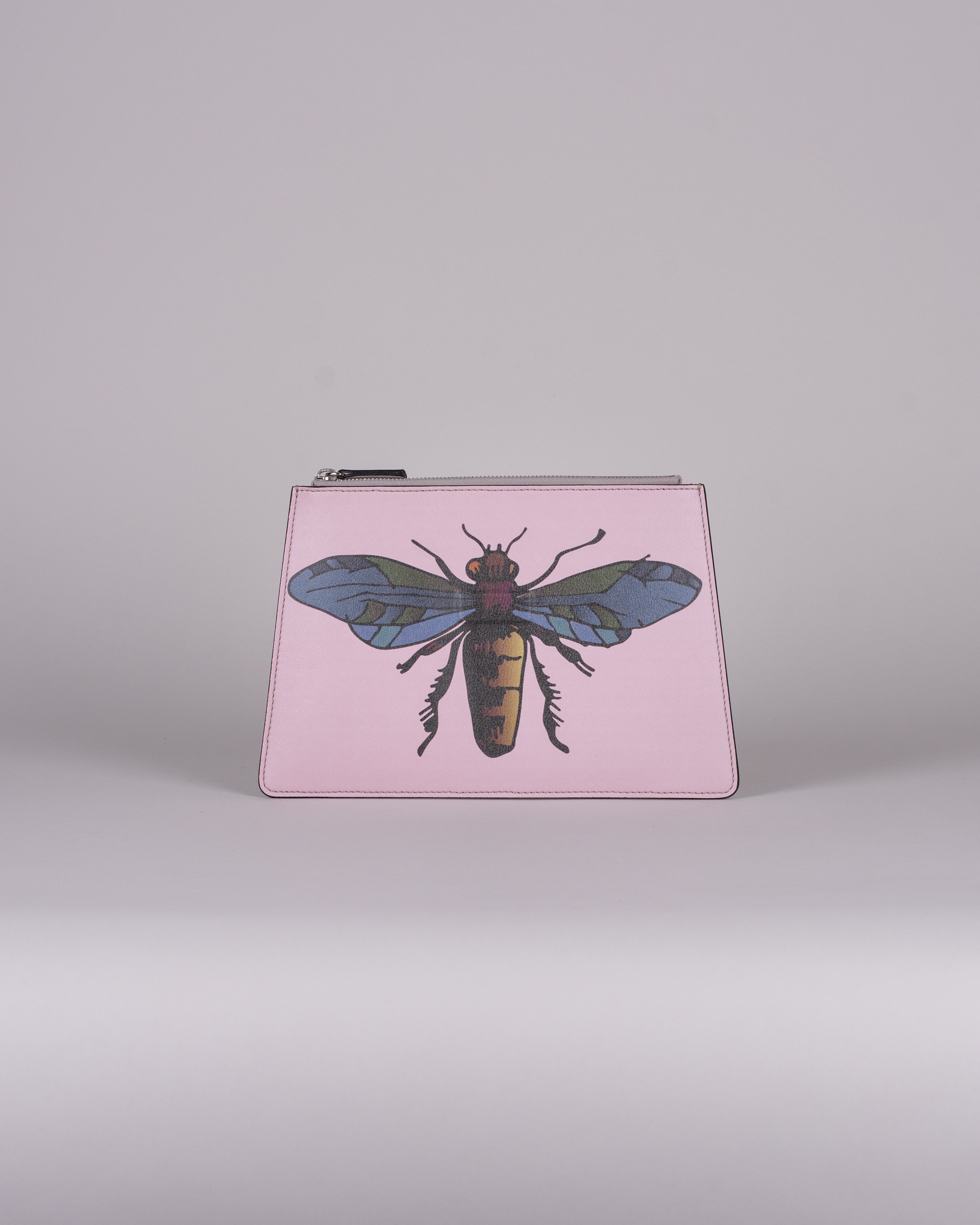 happy genie bag, luxury bag, apple bag, apple skin, apple leather, multifunctional bag, clutch, animal clutch, insect, pink, innovative material. 